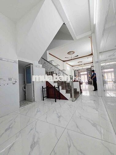 Nhà Full Nội Thất 4,5x20m 2Lầu (4PN 3WC) Đường 10m Thông. Khuông Việt
