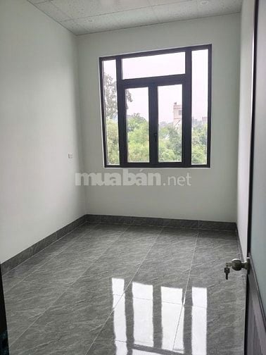 Nhà cho thuê mới xây liến kề mới 100%