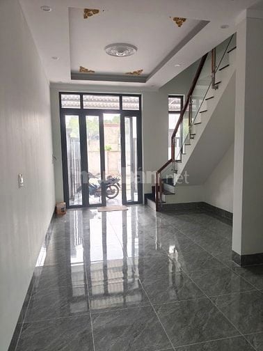 Nhà cho thuê mới xây liến kề mới 100%