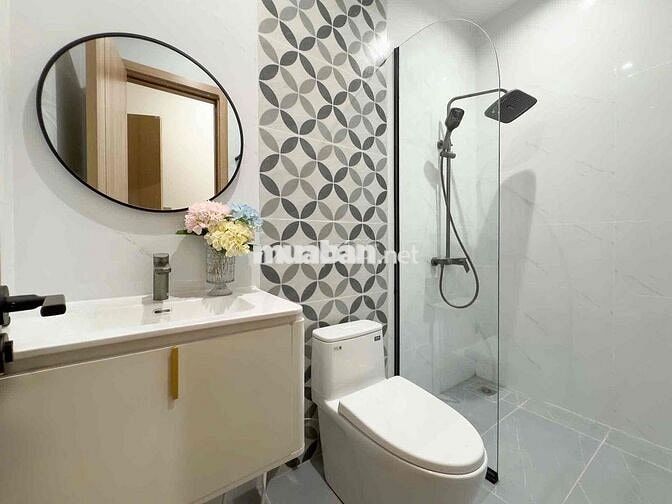 Căn Hộ SETUP Nội Thất Nhập Khẩu NEW 100% ngay BẾN VÂN ĐỒN