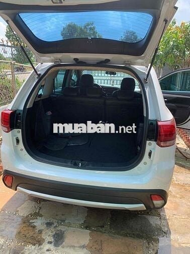 Mitsubishi Outlander 2019 Trắng