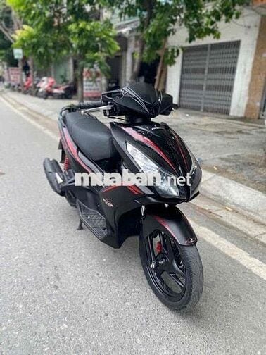 Honda Airblade đời cao êm đẹp như hình