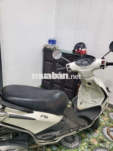 Piaggio Fly 2012 Trắng