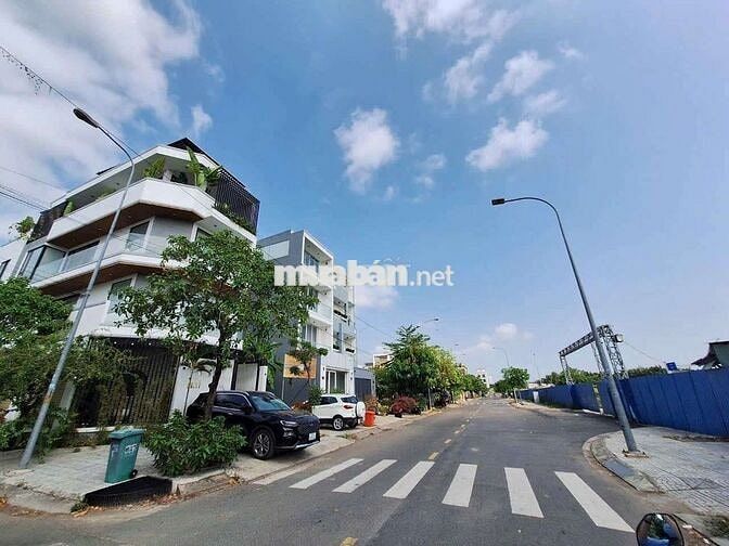 1 nền ***, 98m, KDC Đào Sư Tích, 6 tỷ, sổ riêng, xây dựng tự do
