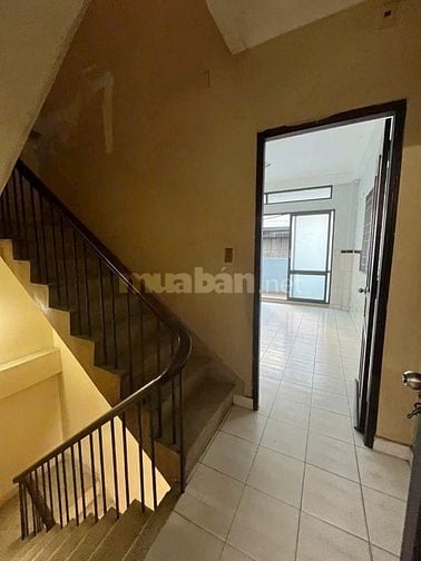 Nhà 1/ HXH đậu trong nhà Đồng Nai. 6,05mx10,5m. T+2L(3pn). Giá 10.9 tỷ