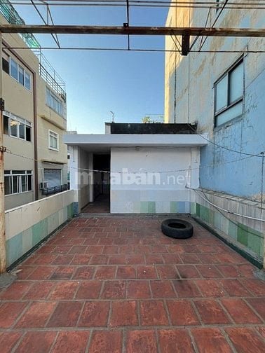 Nhà 1/ HXH đậu trong nhà Đồng Nai. 6,05mx10,5m. T+2L(3pn). Giá 10.9 tỷ