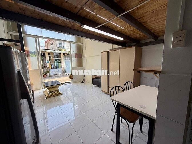 NHÀ NGUYÊN CĂN GIÁ RẺ GẦN VLU-IUH-CHỢ HẠNH THÔNG TÂY GIÁP BÌNH THẠNH