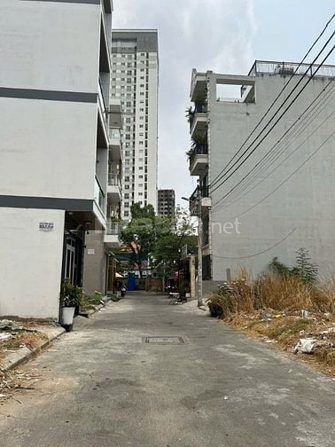 Đất trống 4x20+ 8x20+ 12x20m Hẻm 1365 Huỳnh Tấn Phát p Phú Thuận Q7