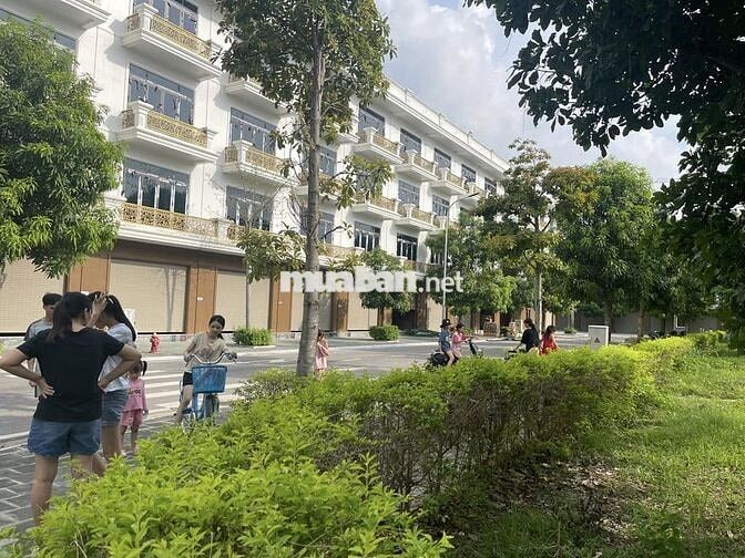 CHÍNH CHỦ BÁN NHÀ LIỀN KỀ TẠI KHU ĐÔ THỊ XUÂN HƯNG- TP. THANH HÓA