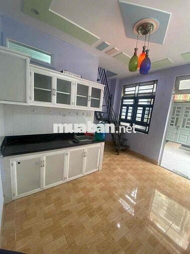 NHÀ NGUYÊN CĂN 1 TRỆT 1 LẦU SẴN NỘI THẤT CƠ BẢN Ở LIỀN GÒ VẤP