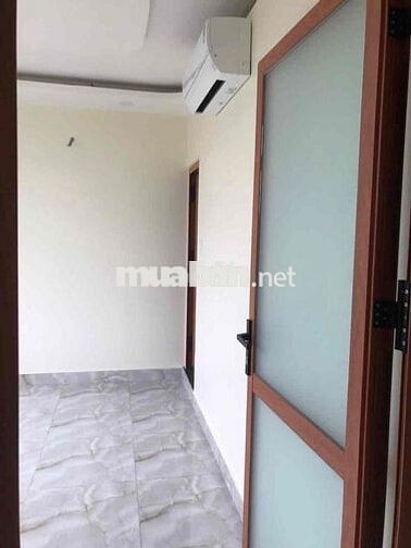 Sale sốc phòng cao cấp CÓ BAN CÔNG trong biệt thự !