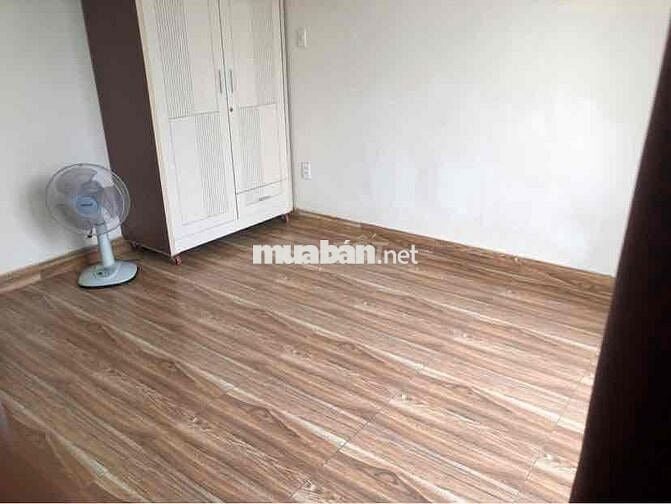 Sale sốc phòng cao cấp CÓ BAN CÔNG trong biệt thự !