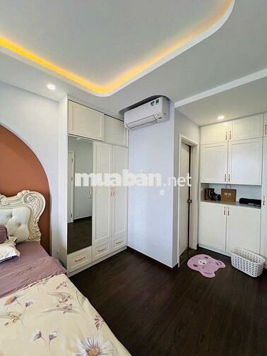Cho thuê 2PN 2WC 73m Full NT Emerald Golf View chỉ 10 Triệu, VSIP 1
