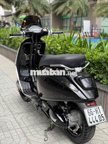 Vespa Sprint 2016 lên kiểng ( Nợ xấu 15tr nhận xe)