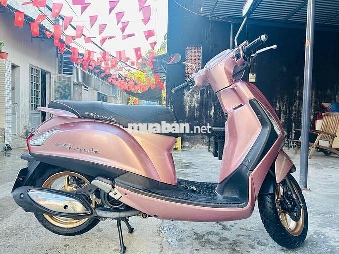 Yamaha Grande Xanh đậm