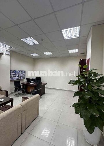 XUẤT CẢNH CẦN BÁN GẤP NHÀ MẶT TIỀN ĐANG CHO NGÂN HÀNG THUÊ DÀI HẬN