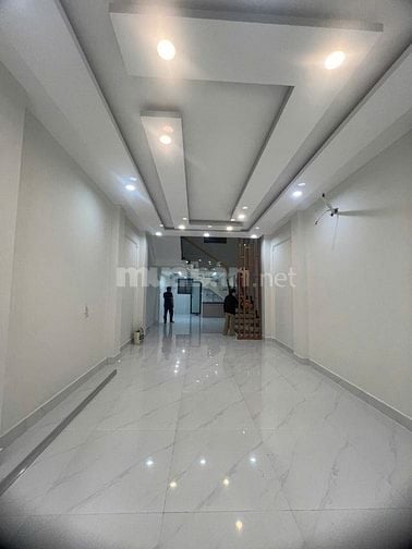 Nhà đẹp ở ngay, DT 4x17m, CN 68m2, HXH sát Khu D2