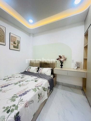Giá còn thương lượng - Nhà Trần Đình Xu - Quận 1 - Ra Nguyễn Cư Trinh