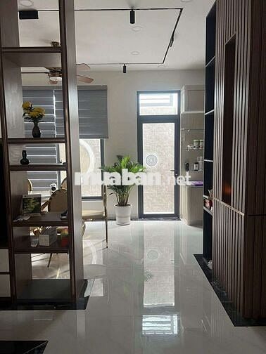nhà full nội thất .gần khu dân cư Vĩnh Lộc 