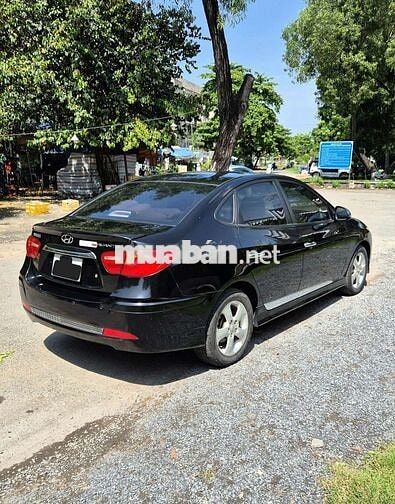 Hyundai Avante 1.6AT sx 2011 xe nhà đi kỹ còn đẹp