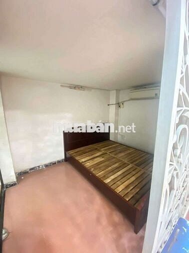CHUNG CƯ LẦU 1 - CĂN GÓC THOÁNG MÁT - DTSD 45M2 - 2PN - NHỈNH 1 TỶ