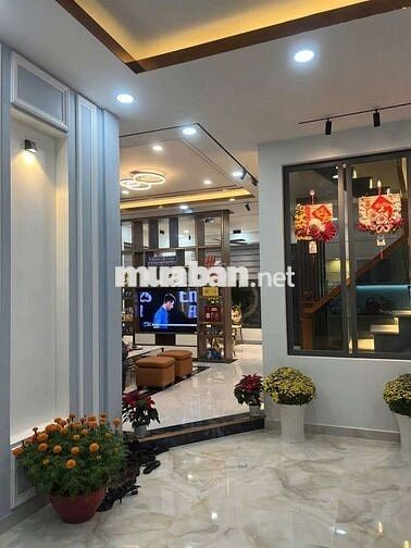nhà full nội thất .gần khu dân cư Vĩnh Lộc 