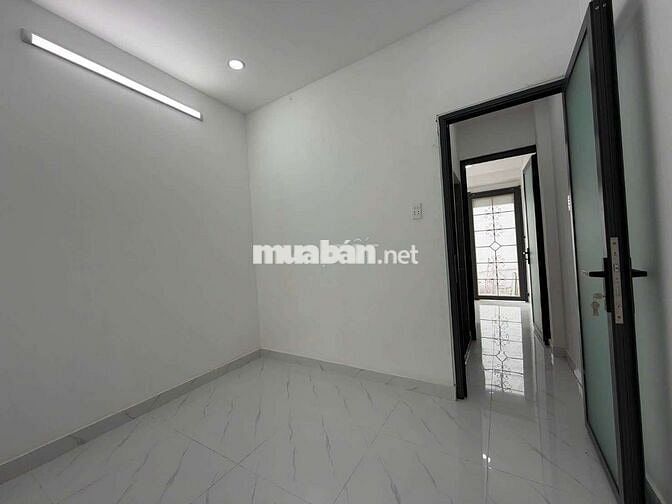 Mặt tiền thụt Đàm Thận Huy, Tân Phú nhà 2 mặt trước sau giá 3.5 tỷ TL