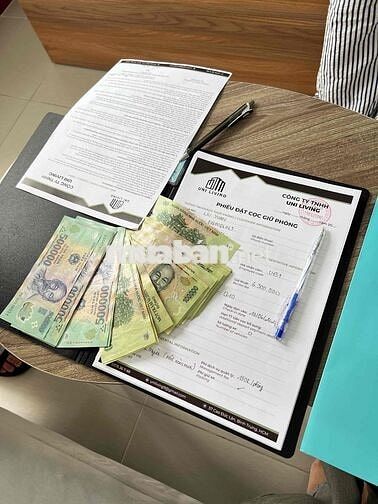 Tuyển nhân viên sale căn hộ mùa cao điểm của SV