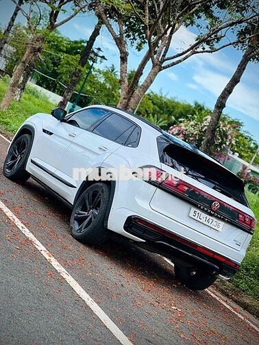 Volkswagen Teramont X Platinum Trắng 32.200 km