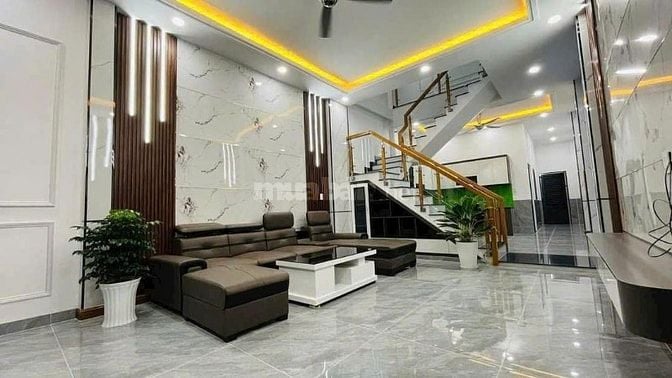 NHÀ 1 TRỆT 2 LẦU DTSD 200m2 TP. THỦ DẦU MỘT