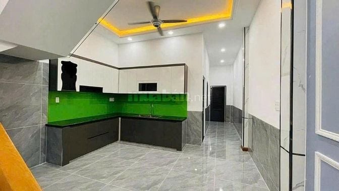 NHÀ 1 TRỆT 2 LẦU DTSD 200m2 TP. THỦ DẦU MỘT