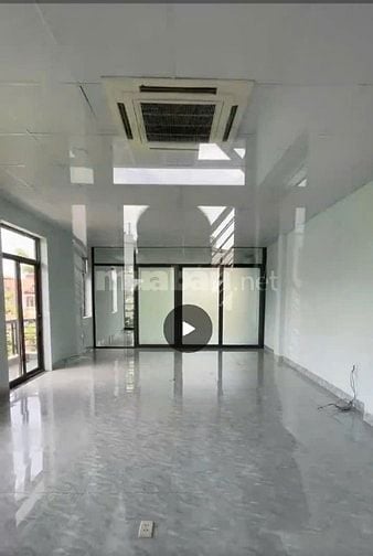 Cho thuê nhà lô góc 3 mặt đường - Xuân Phương (Nam Từ Liêm), Hà Nội
