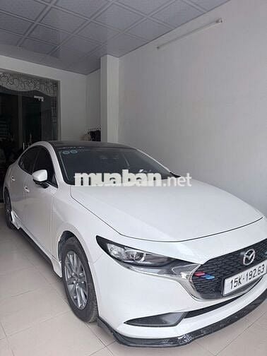 Mazda 3 2023 1.5L Deluxe Trắng