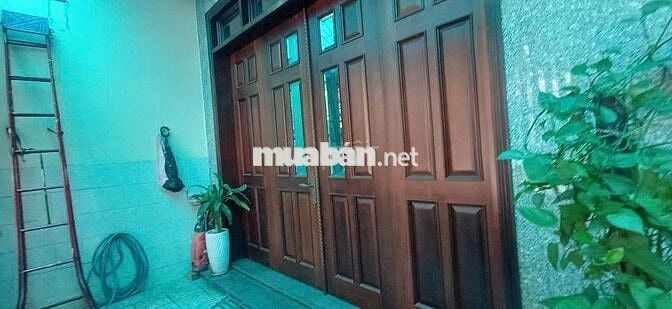 cho thuê nguyên căn 4 tầng 8×20- 11 phòng- khu tên lửa