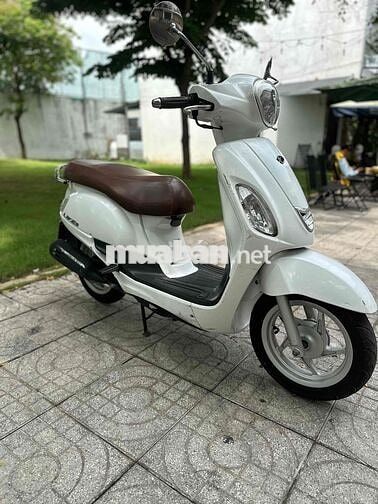 Kymco Like 50cc 2018 Trắng Hộ Trợ Góp