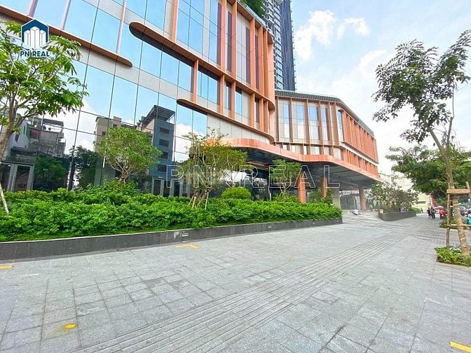 TUYỂN NAM NHÂN VIÊN VỆ SINH TÒA NHÀ CAO CẤP Q1