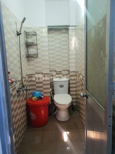 CHO THUÊ NHÀ NGUYÊN CĂN-HẺM XE HƠI-1 TRỆT-1 LẦU- 4PN-2WC-12tr