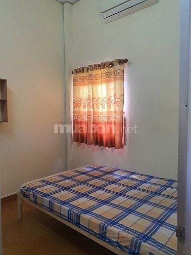 CHO THUÊ NHÀ NGUYÊN CĂN-HẺM XE HƠI-1 TRỆT-1 LẦU- 4PN-2WC-12tr