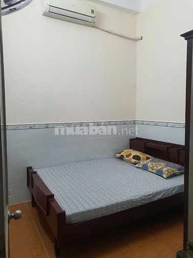 CHO THUÊ NHÀ NGUYÊN CĂN-HẺM XE HƠI-1 TRỆT-1 LẦU- 4PN-2WC-12tr