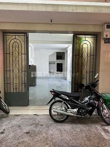 Cho Thuê Nhà 35/7 Bùi viện, Phường Bến Thành, Quận 1, hẻm xe hơi