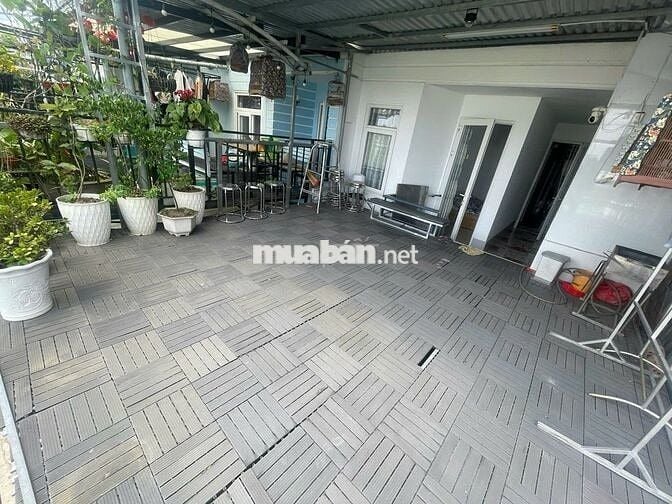 Bán nhà hẻm xe hơi, sổ riêng xd tại Đà lạt