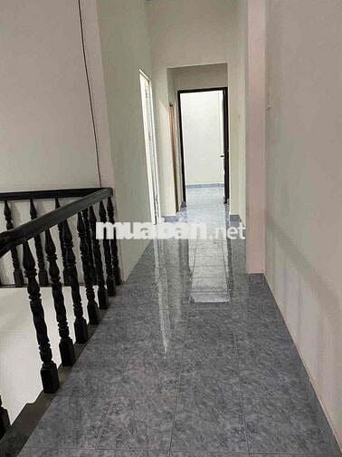nhà 4 x 16, đúc 1 lầu , hẻm 6m thông , đường lê văn thọ