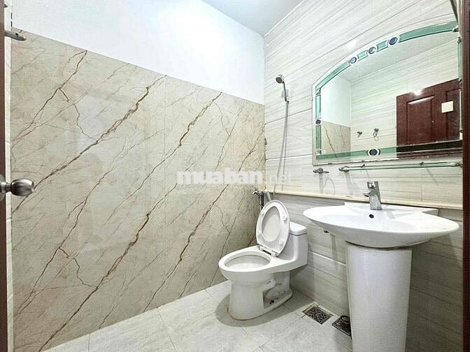2 PHÒNG NGỦ, BAN CÔNG, FULL NỘI THẤT, GIÁ RẼ