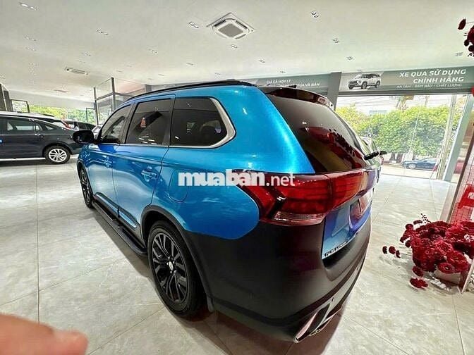 Mitsubishi Outlander Premium 2018 Xanh (Trắng)