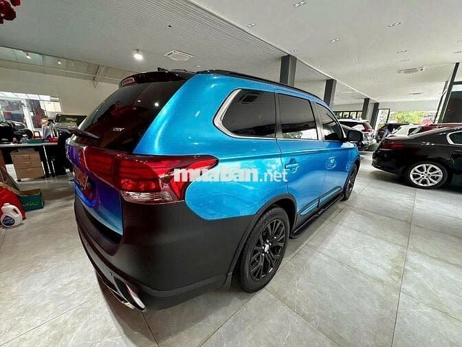 Mitsubishi Outlander Premium 2018 Xanh (Trắng)