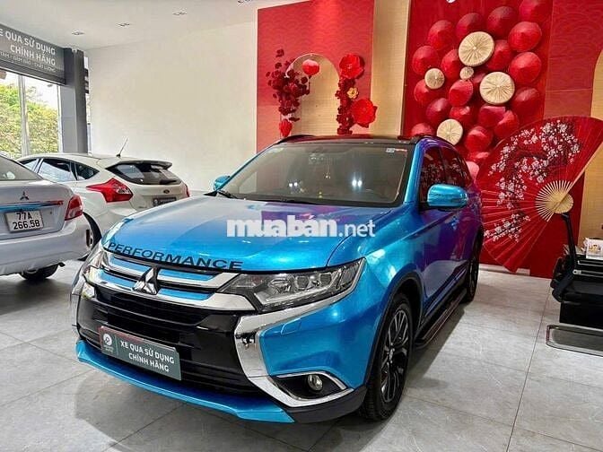 Mitsubishi Outlander Premium 2018 Xanh (Trắng)