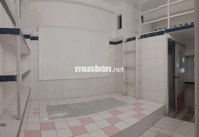 phòng 20m2 có gác. 66 Đường số 9 . ngay ngay lotte Nguyễn Văn Lượngl