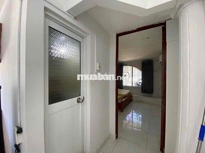 Cho thuê căn hộ 1pn tách bếp cửa sổ full nt thang máy Sư Vạn Hạnh Q10