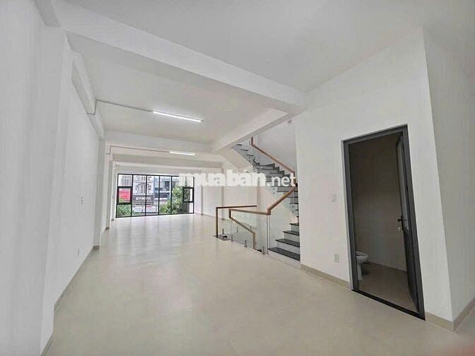 5X30 -  NHÀ MẶT TIỀN ĐẸP. PHÙ HỢP CHO THUÊ LÀM VP, ĐA DẠNG NGÀNH NGHỀ 