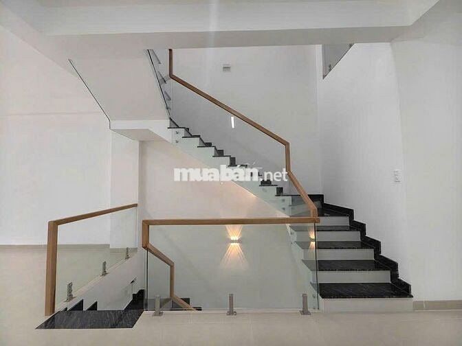 5X30 -  NHÀ MẶT TIỀN ĐẸP. PHÙ HỢP CHO THUÊ LÀM VP, ĐA DẠNG NGÀNH NGHỀ 
